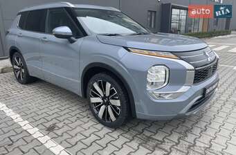 Mitsubishi Outlander 2025 в Чернівці