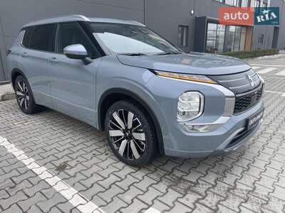 Mitsubishi Outlander 2025 Ultimate