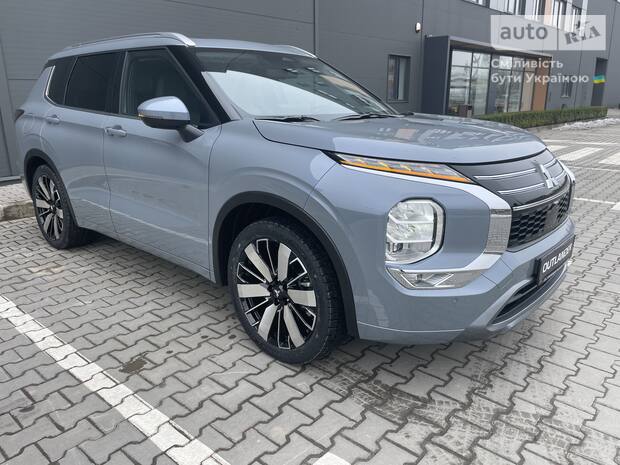 Mitsubishi Outlander 2025