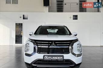 Mitsubishi Outlander 2.5 MiVEC CVT (184 к.с.) Business
