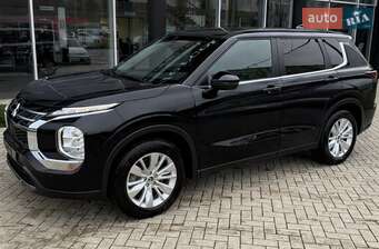 Mitsubishi Outlander 2025 в Суми