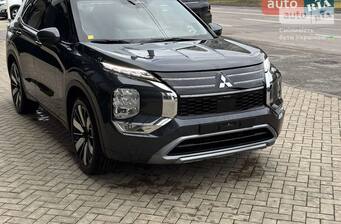 Mitsubishi Outlander 2025 Ultimate