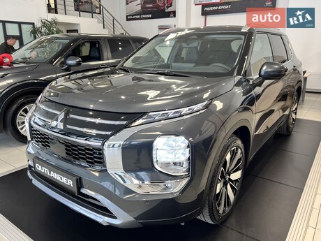 Mitsubishi Outlander 2025