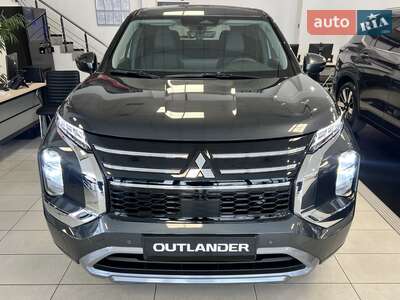 Новий Mitsubishi Outlander 2025 - фото 2