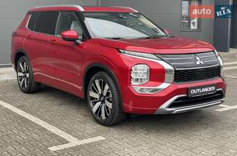 Mitsubishi Outlander 2026 в Чернівці