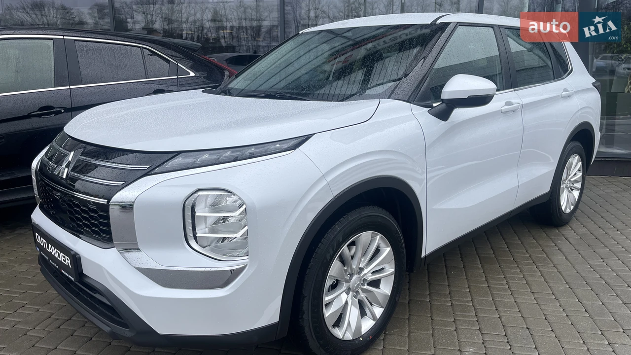 Mitsubishi Outlander Business