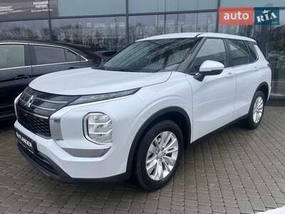 Mitsubishi Outlander 2025 Business