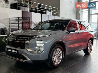 Новий Mitsubishi Outlander 2025 - фото 2