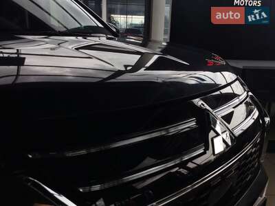 Mitsubishi Outlander 2025 Intense