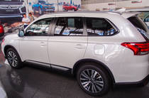 Mitsubishi Outlander Instyle