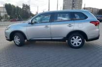 Mitsubishi Outlander Inform