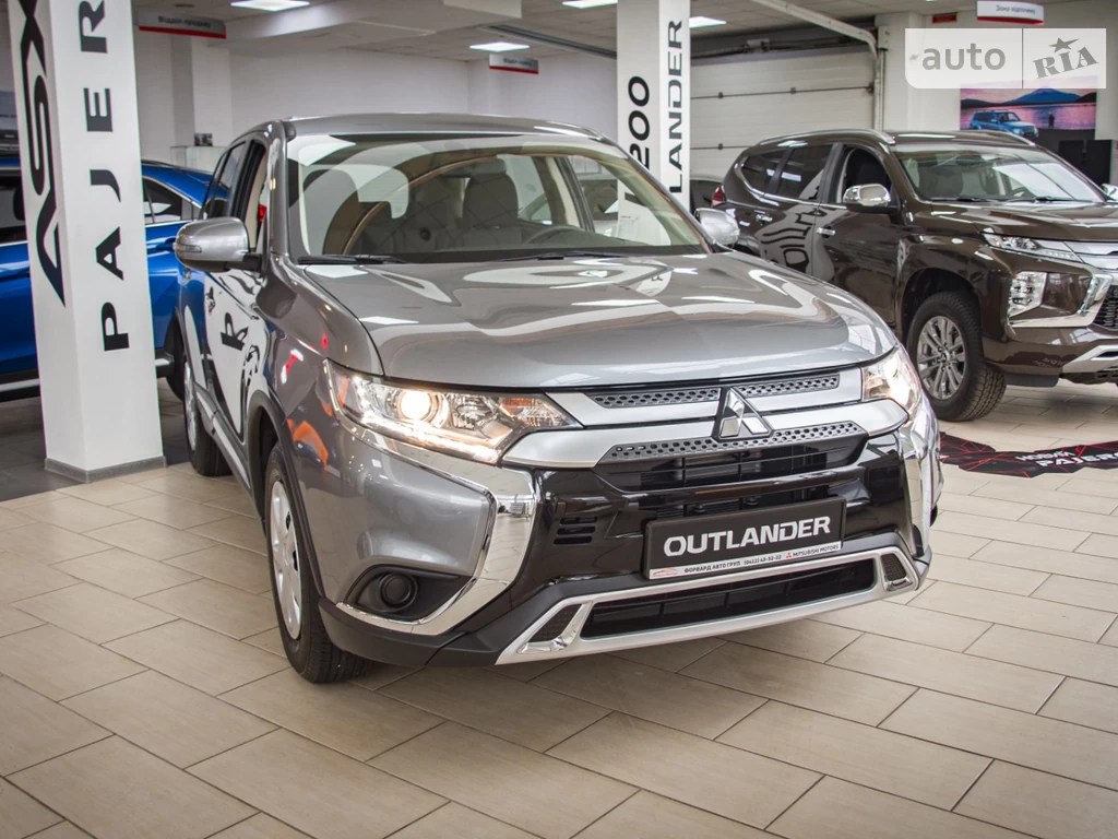 Mitsubishi Outlander Inform