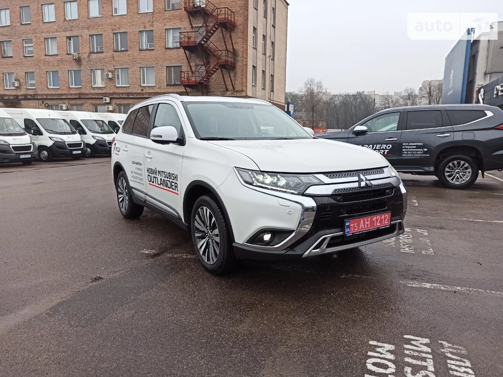 Mitsubishi Outlander Ultimate