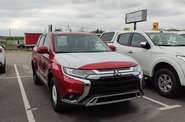 Mitsubishi Outlander Invite