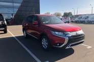 Mitsubishi Outlander Invite