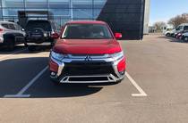 Mitsubishi Outlander Invite