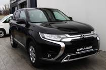 Mitsubishi Outlander Invite