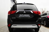 Mitsubishi Outlander Invite