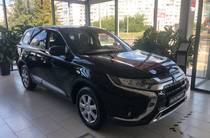 Mitsubishi Outlander Invite