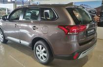 Mitsubishi Outlander Inform