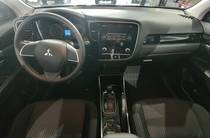 Mitsubishi Outlander Inform