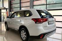 Mitsubishi Outlander Inform