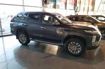 Mitsubishi Pajero Sport Intense