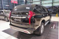 Mitsubishi Pajero Sport Intense