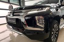 Mitsubishi Pajero Sport Ultimate