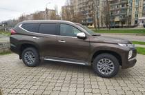 Mitsubishi Pajero Sport Intense