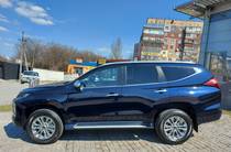 Mitsubishi Pajero Sport Intense