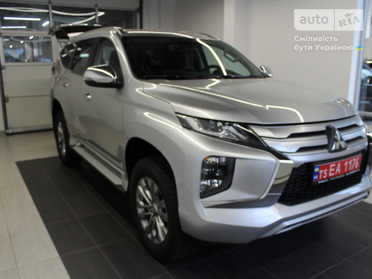 Mitsubishi Pajero Sport Intense