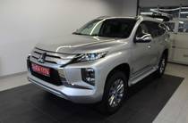 Mitsubishi Pajero Sport Intense