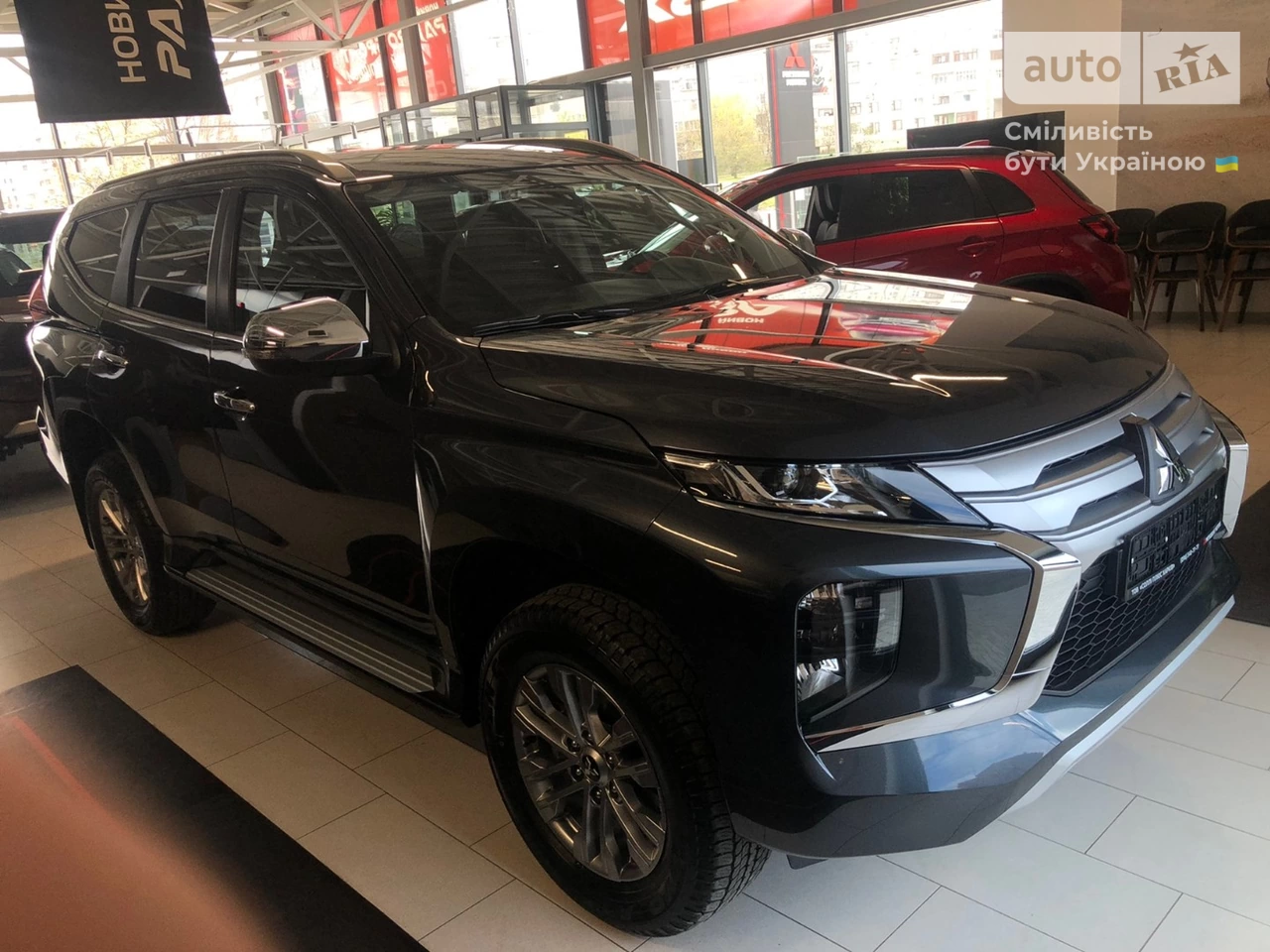 Mitsubishi Pajero Sport Intense