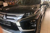 Mitsubishi Pajero Sport Intense