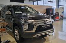 Mitsubishi Pajero Sport Intense