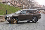 Mitsubishi Pajero Sport Instyle