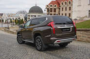 Mitsubishi Pajero Sport Instyle