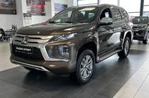 Mitsubishi Pajero Sport Intense