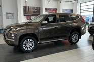 Mitsubishi Pajero Sport Intense