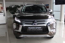 Mitsubishi Pajero Sport Instyle