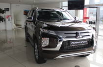 Mitsubishi Pajero Sport Instyle