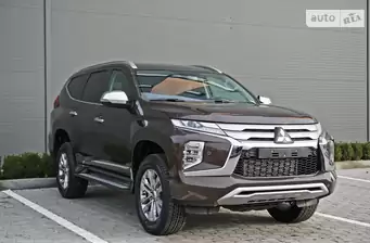 Mitsubishi Pajero Sport