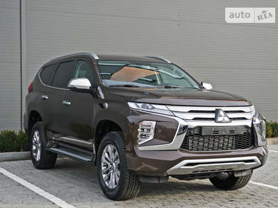 Mitsubishi Pajero Sport Instyle 2.4 DI-D AТ (181 к.с.) Super Select 4WD-II 2023