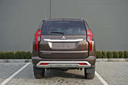 Mitsubishi Pajero Sport Instyle