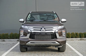 Mitsubishi Pajero Sport 2023 Instyle