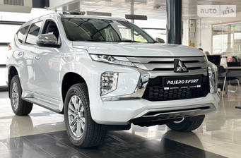 Mitsubishi Pajero Sport 2023 Intense