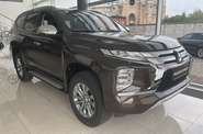 Mitsubishi Pajero Sport Intense