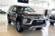 Mitsubishi Pajero Sport Intense