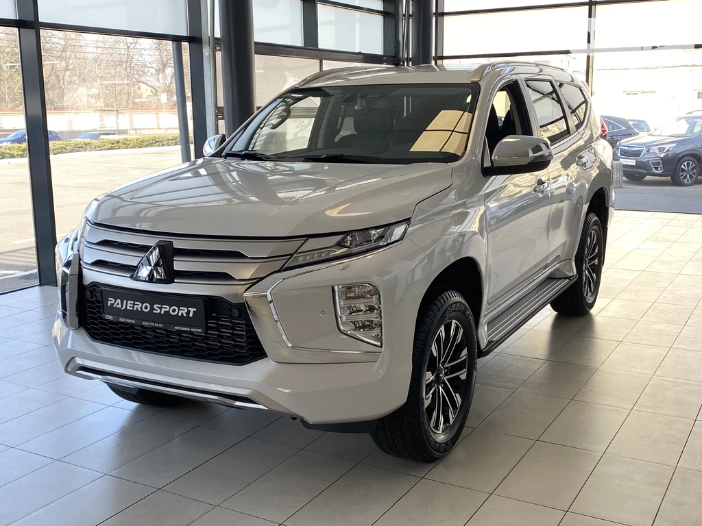 Mitsubishi Pajero Sport Ultimate